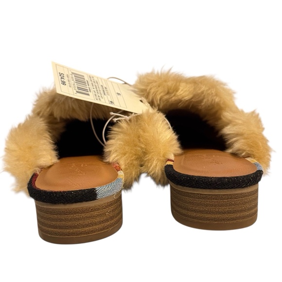UNIVERSAL THREAD Size 8.5 Bibiana Faux Fur Lined Mules Slip On Chevron Flats NEW - Picture 3 of 10